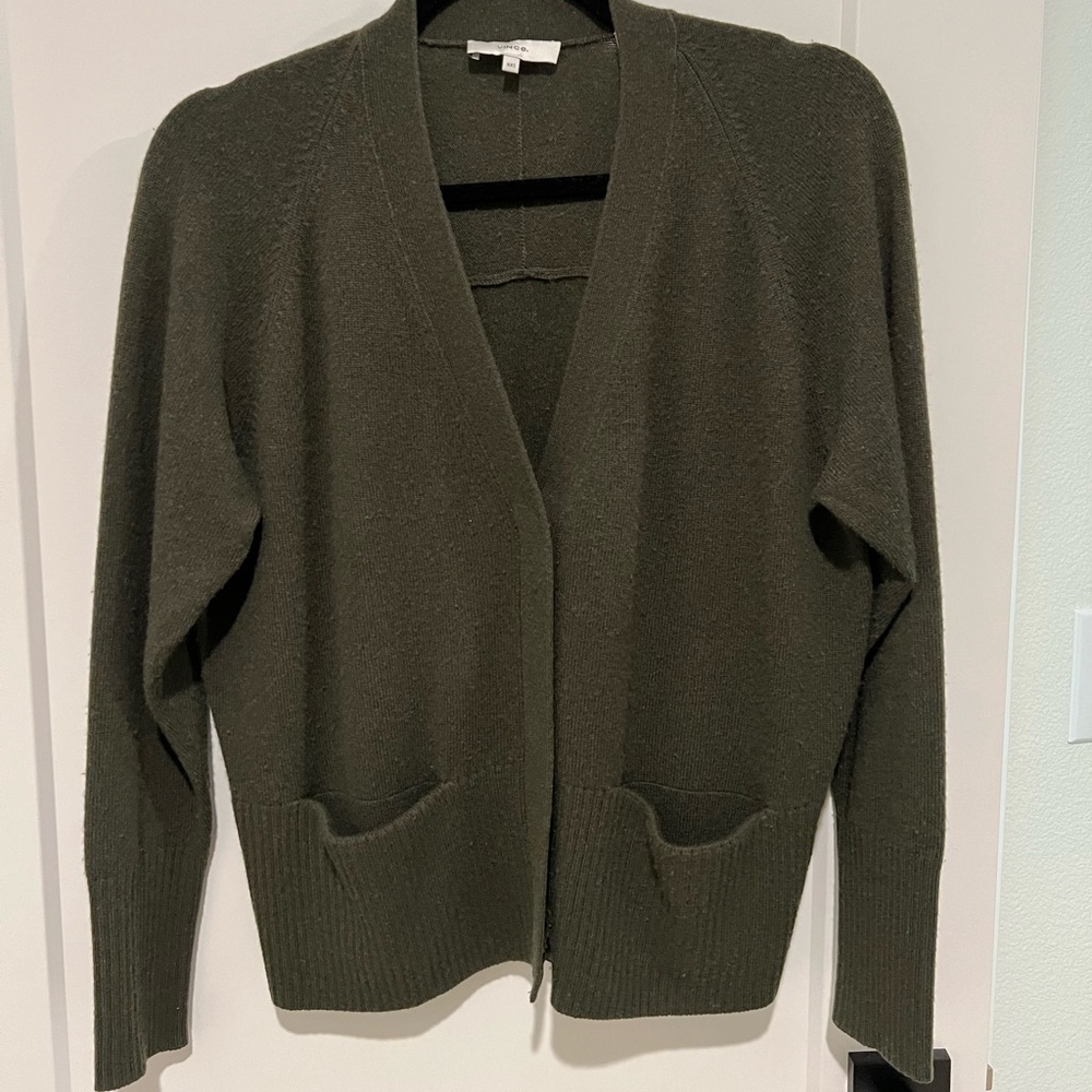 Vince Raglan Sleeve Snap Cardigan (Alpine)
